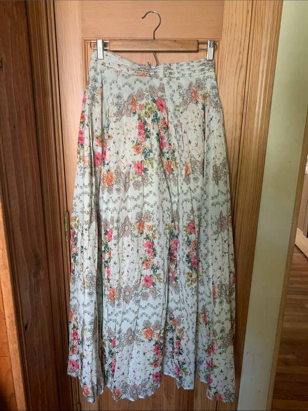 🌤️ Anthropologie Floral A-Line Maxi Cotton Skirt 🌤️